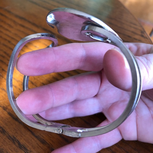 Brushed Silver Bracelet - Picture 3 of 3